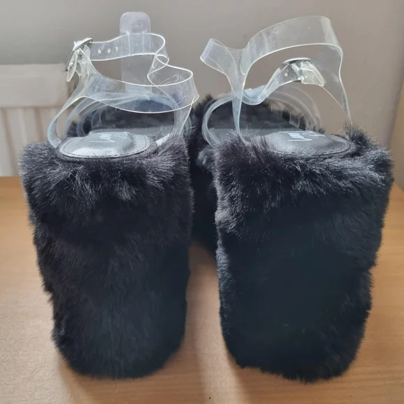 Lemon Drop by Priveleged Black Zahara Platform Sandals - Picture 3 of 4